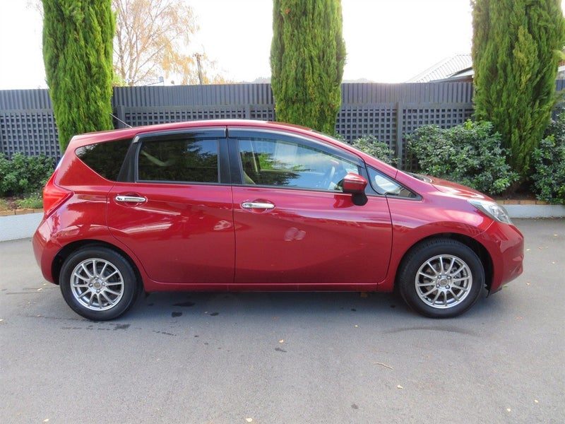 2015 Nissan Note MEDALIST, photo 2