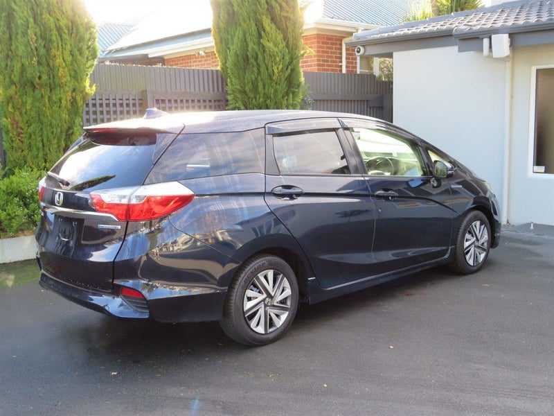 2015 Honda Fit Shuttle, photo 3