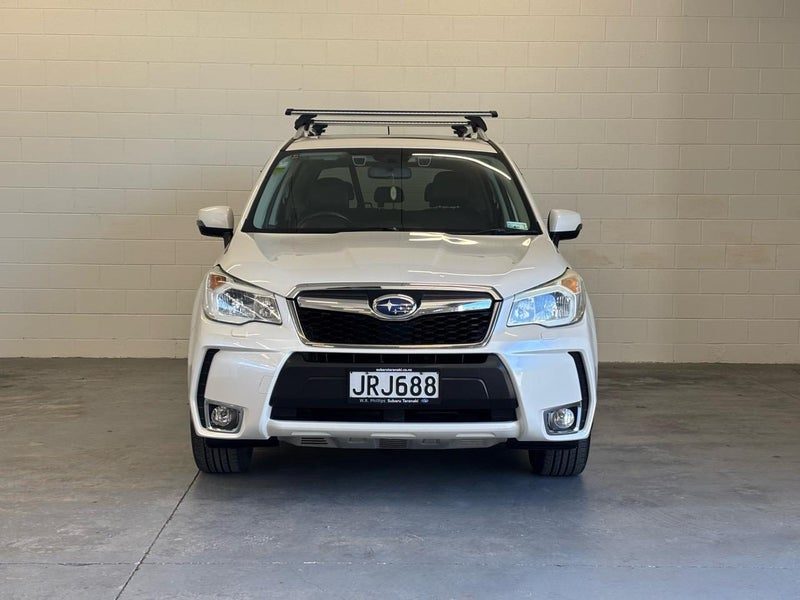 2013 Subaru Forester XT AWD, photo 2