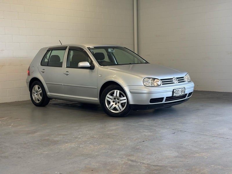 2003 Volkswagen Golf