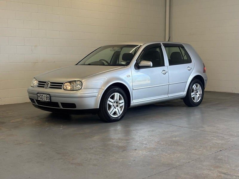 2003 Volkswagen Golf, photo 3