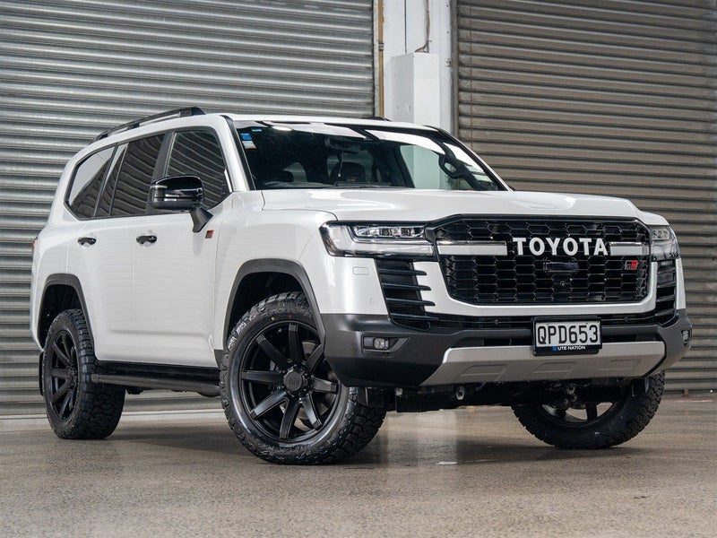 2024 Toyota Land Cruiser GR SPORT 3.3DT/4WD