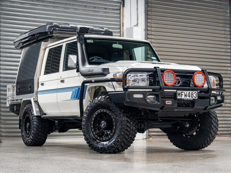 2019 Toyota Land Cruiser LX 4.5DT/4WD/5MT