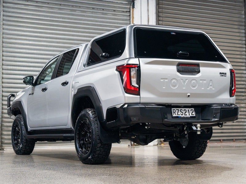 2026 Toyota Hilux SR5 LIMITED TD DC, photo 2