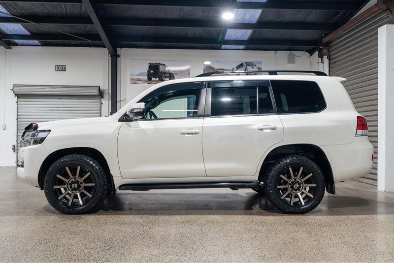 2021 Toyota Land Cruiser VX LIMITED 4.5DT/4WD, photo 3