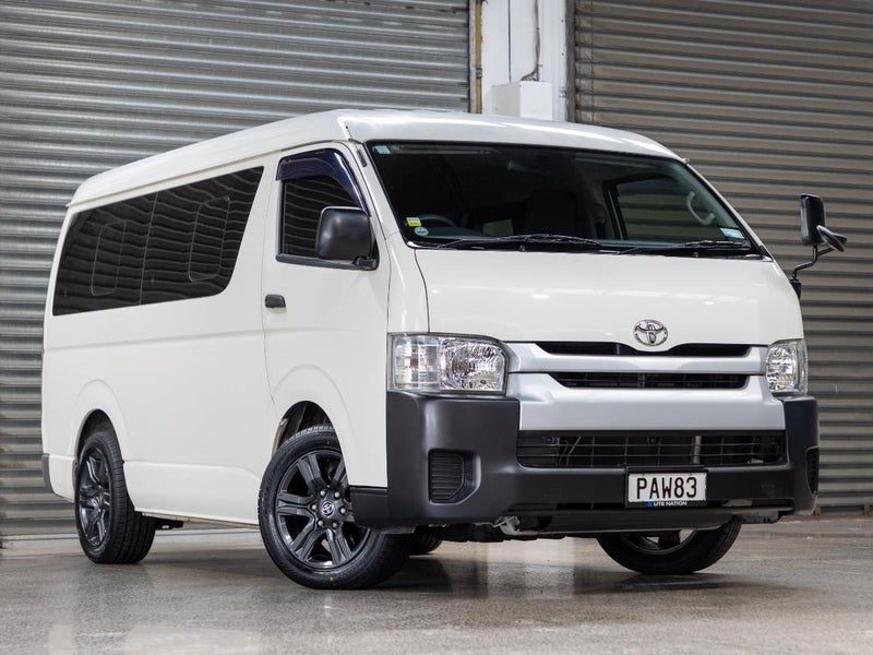 2016 Toyota Hiace 10 SEATER