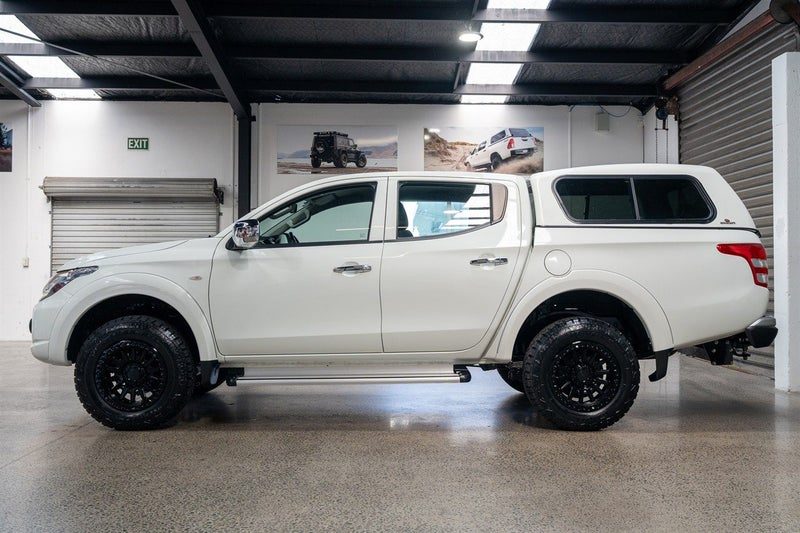 2017 Mitsubishi Triton DC GLXR 5AT 2.4D/4WD, photo 3