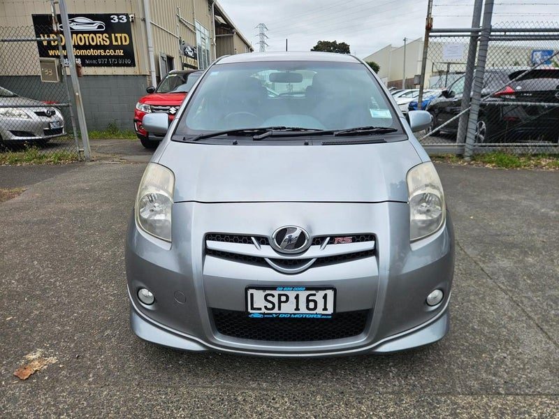 2007 Toyota Vitz RS, photo 2