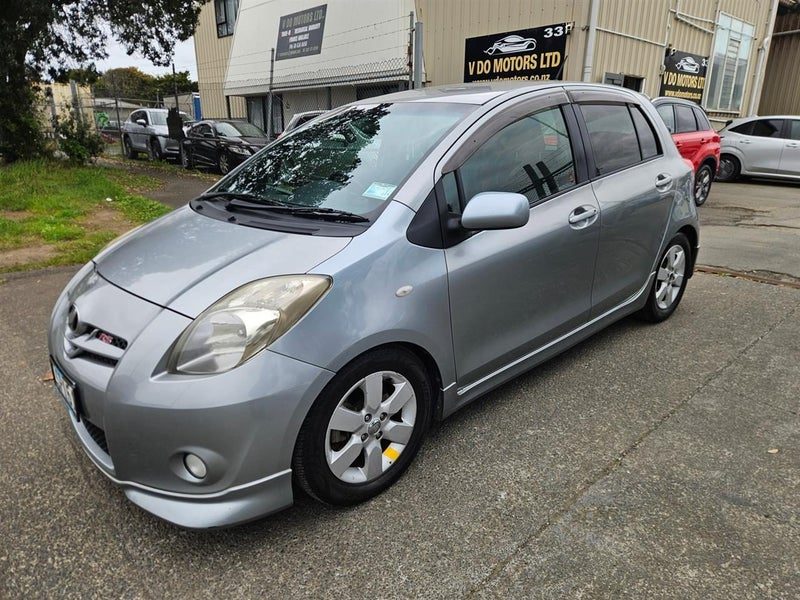 2007 Toyota Vitz RS, photo 3