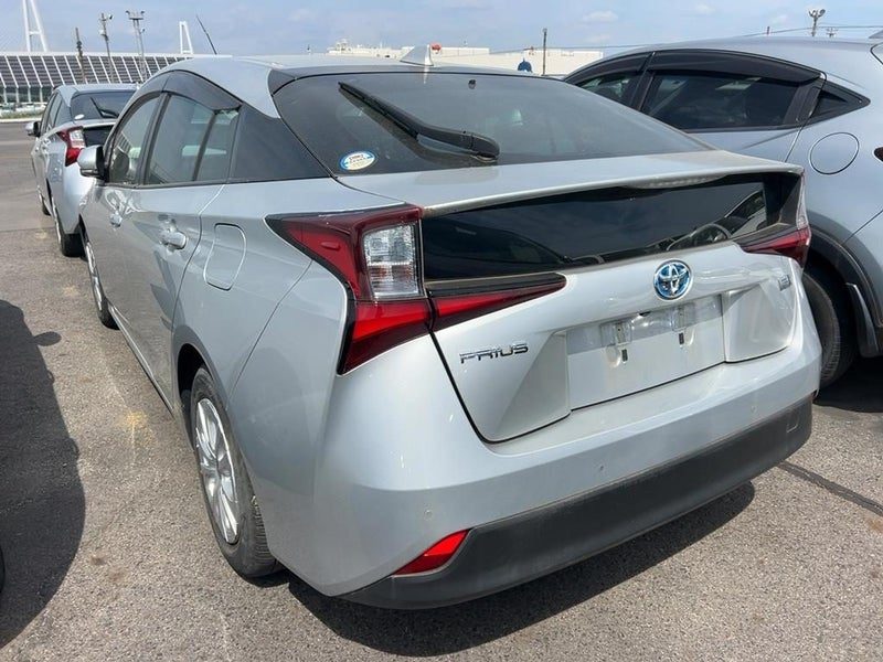 2021 Toyota Prius S, photo 2