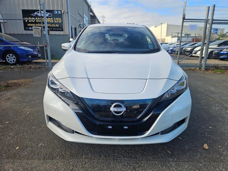 2021 Nissan Leaf 40X, photo 2