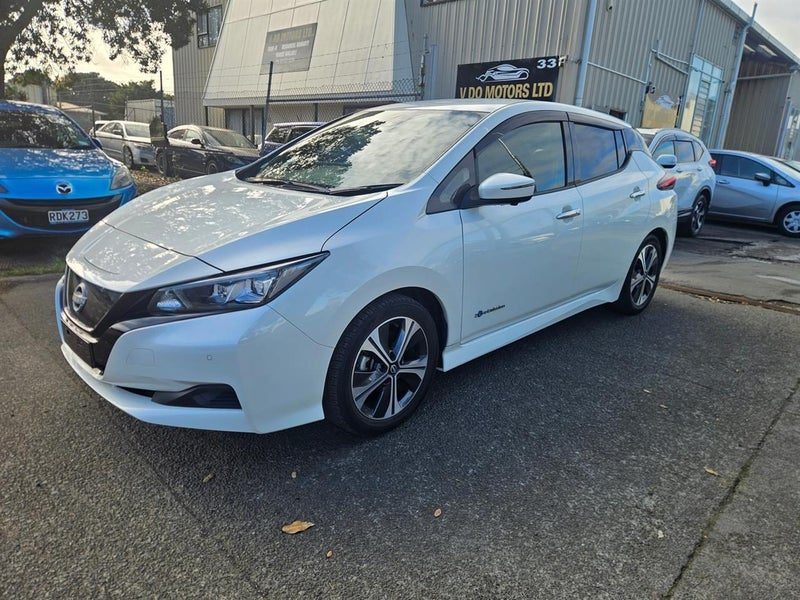 2021 Nissan Leaf 40X, photo 3