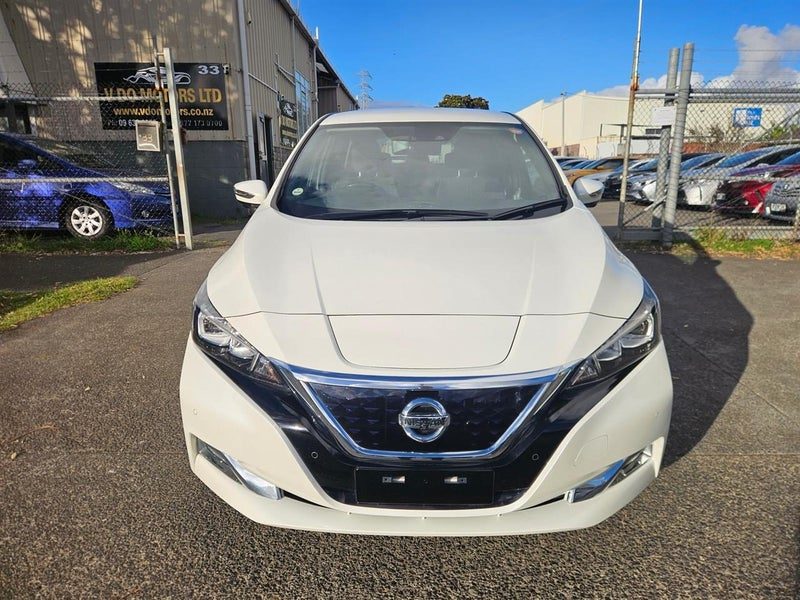 2021 Nissan Leaf 40 G, photo 2