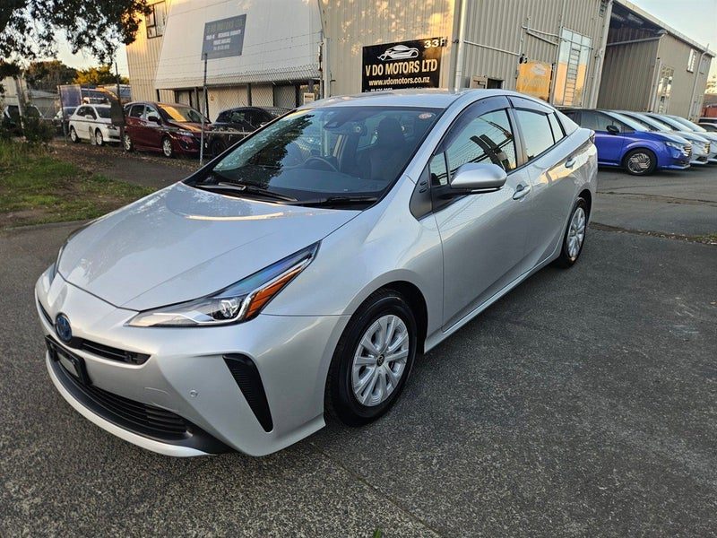 2021 Toyota Prius S, photo 3