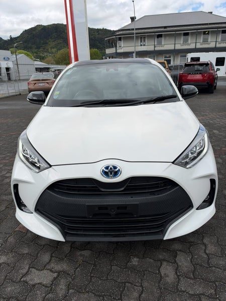 2021 Toyota Yaris G, photo 2