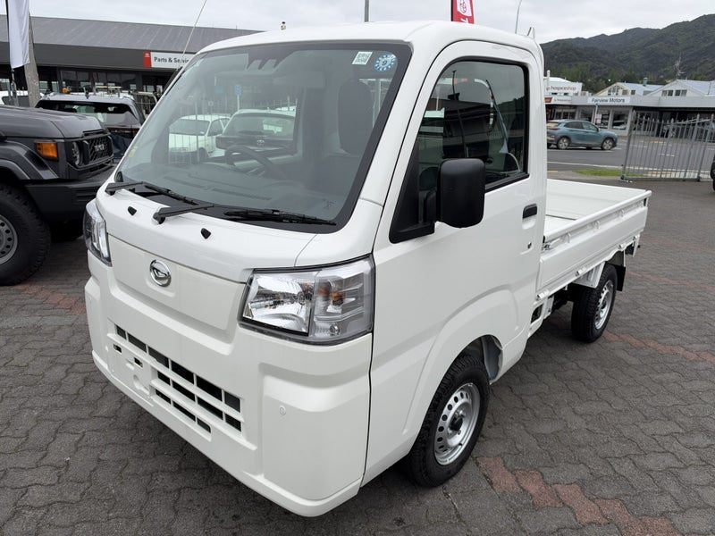 2026 Daihatsu Hijet Truck - Daihatsu K-Truck, photo 3