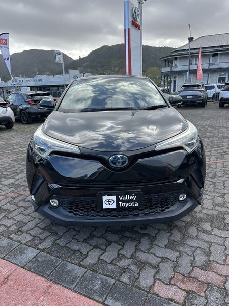 2019 Toyota C-HR G, photo 2