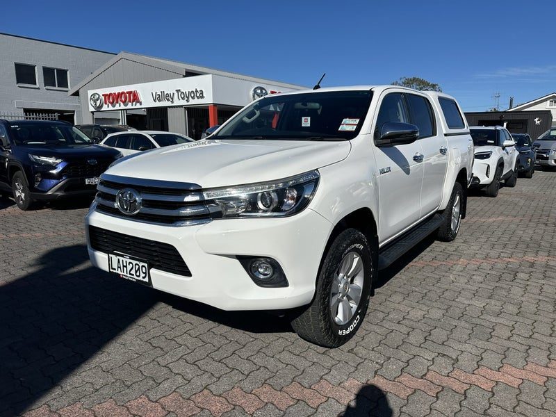 2017 Toyota Hilux SR5, photo 3