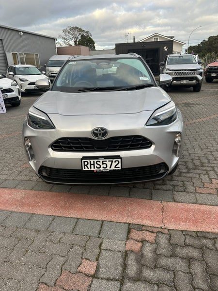 2025 Toyota Yaris Cross GX, photo 2