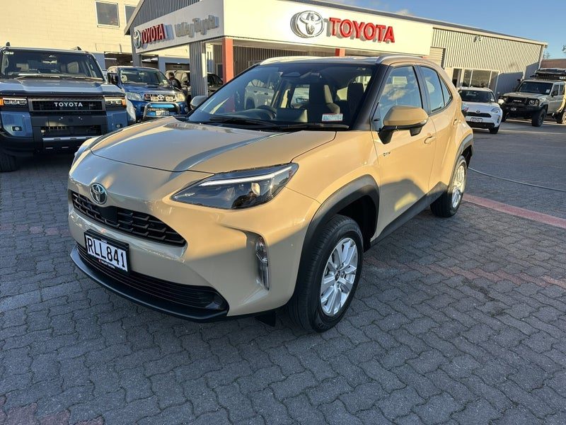 2025 Toyota Yaris Cross GX, photo 3