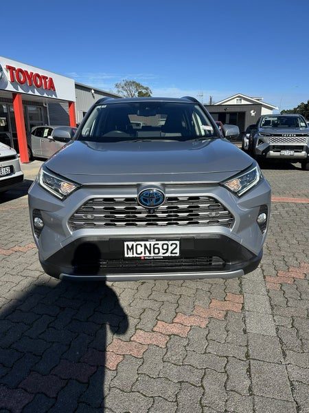 2019 Toyota RAV4 Limited, photo 2