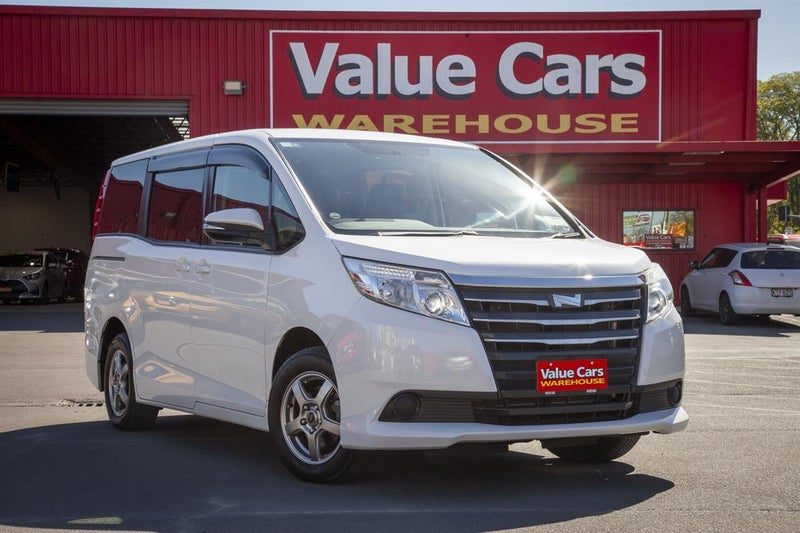 2016 Toyota Noah X DELIGHT PLUS