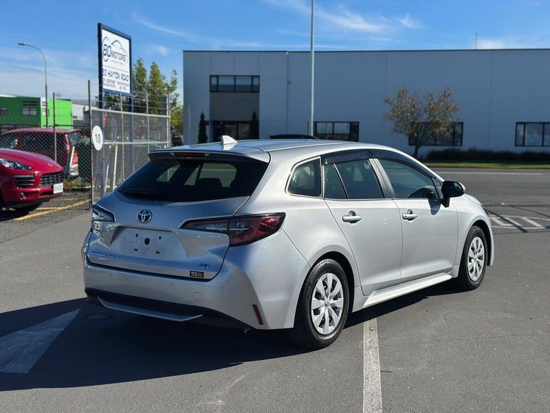 2023 Toyota Corolla Touring Facelift, Hybrid, photo 3