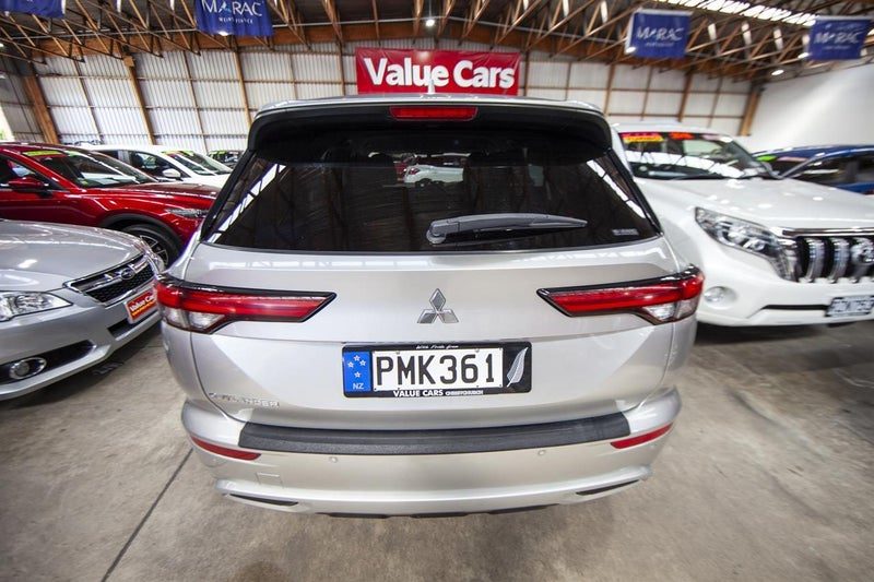 2022 Mitsubishi Outlander XLS 2.5P/4WD/CVT, photo 2