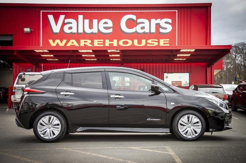2019 Nissan Leaf S, photo 3
