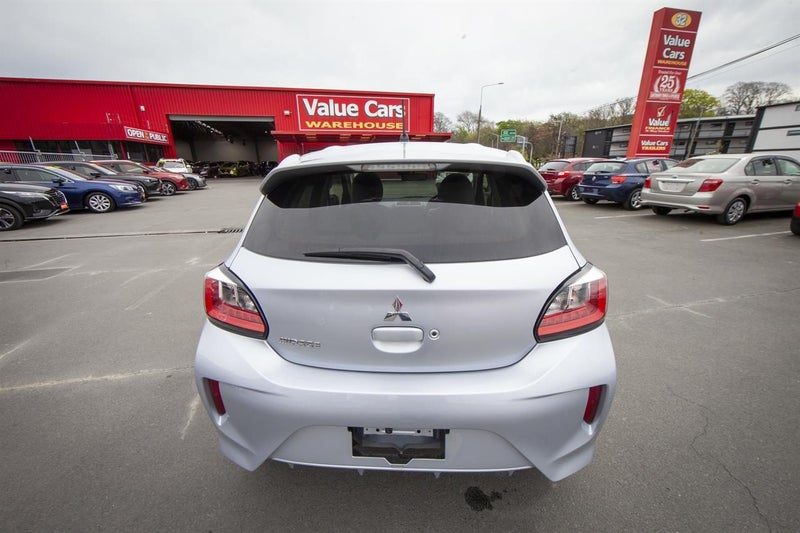 2023 Mitsubishi Mirage, photo 2