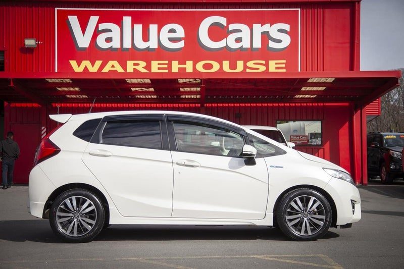 2013 Honda Fit Hybrid S-Package, photo 3
