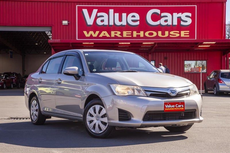 2013 Toyota Corolla Axio Hybrid G