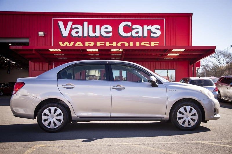 2013 Toyota Corolla Axio Hybrid G, photo 3