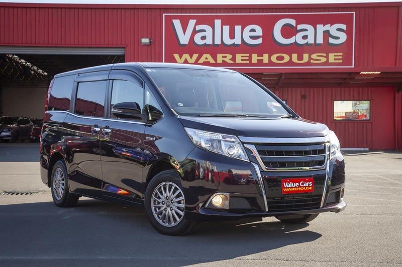 2015 Toyota Esquire Hybrid GI