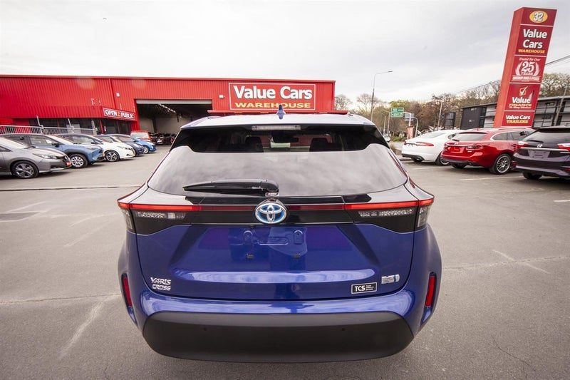 2023 Toyota Yaris Cross HYBRID G, photo 2