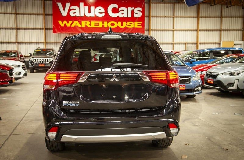 2017 Mitsubishi Outlander PHEV G Limited Edition, photo 2