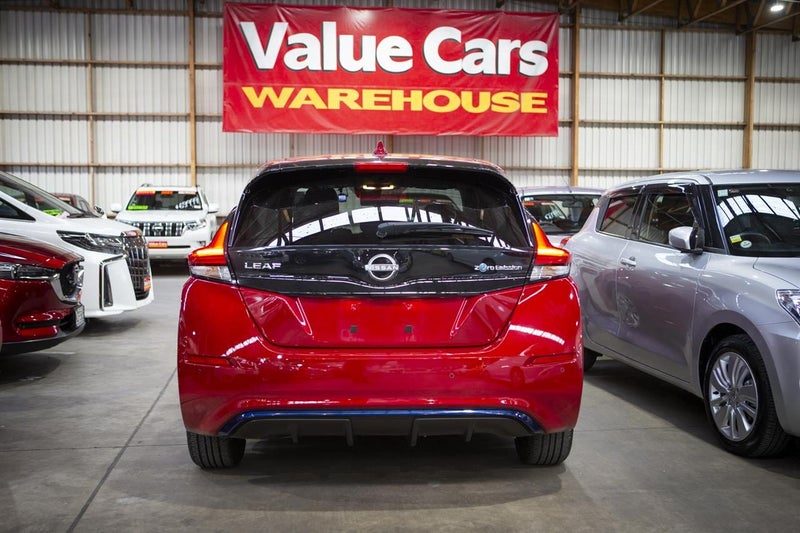 2022 Nissan Leaf X, photo 2
