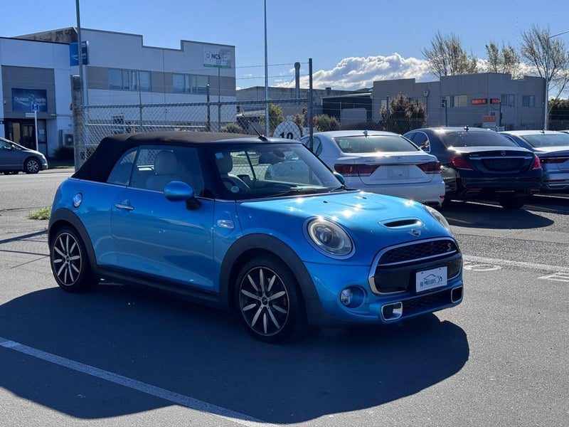 2017 MINI Cooper S Cabriolet, photo 3