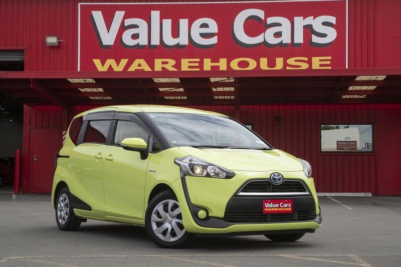 2015 Toyota Sienta Hybrid G