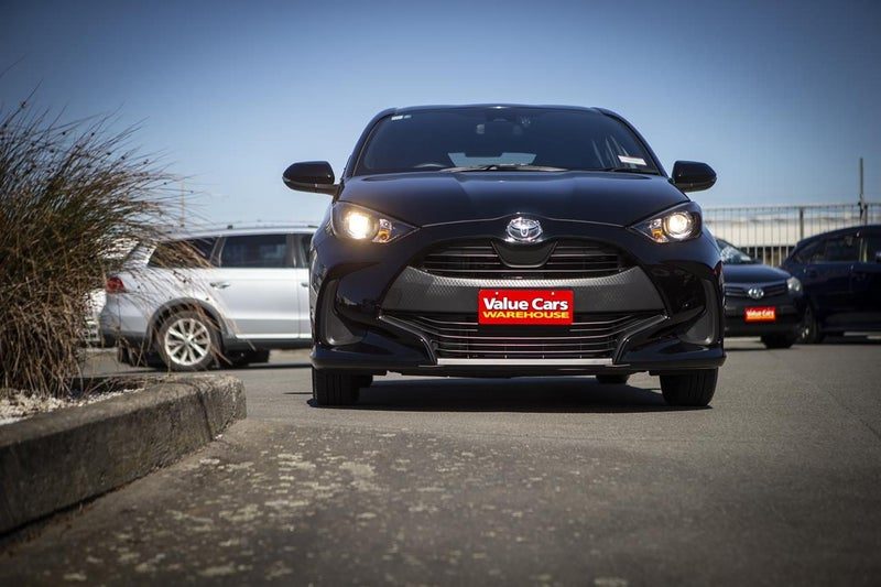 2023 Toyota Yaris G, photo 2