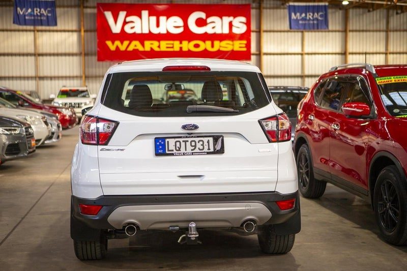 2018 Ford Escape AMBIENTE FWD PETROL, photo 2