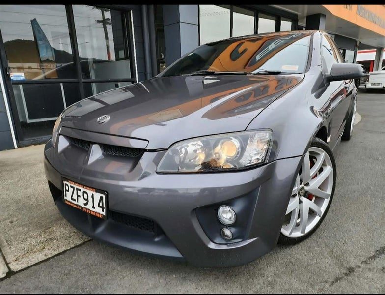 2006 Holden Commodore CLUBSPORT R8 V8 AT, photo 2