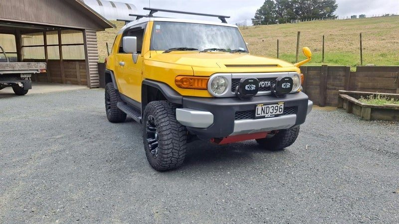 2011 Toyota Fj CRUISER, photo 2