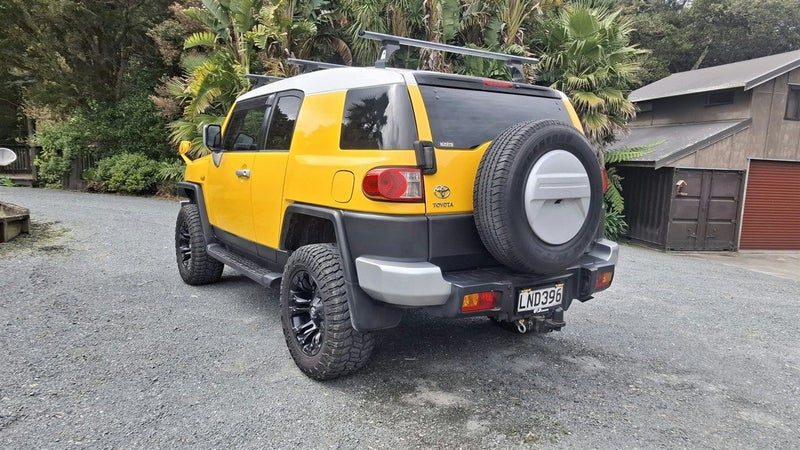 2011 Toyota Fj CRUISER, photo 3