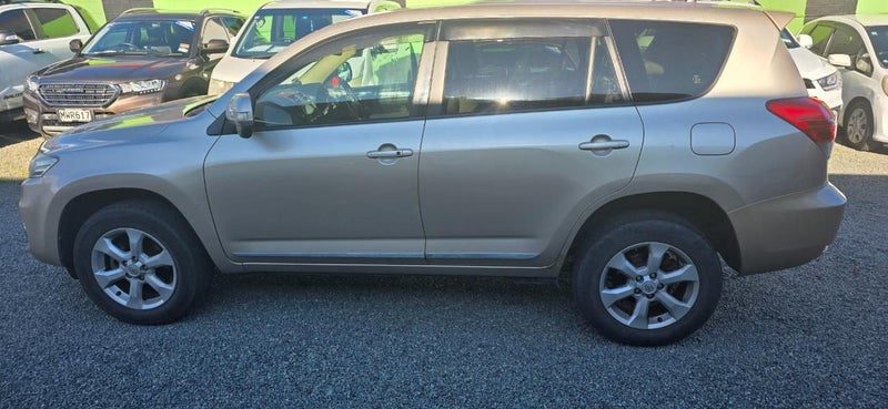 2010 Toyota Vanguard AWD 7 Seats