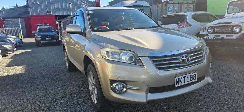 2010 Toyota Vanguard AWD 7 Seats, photo 3