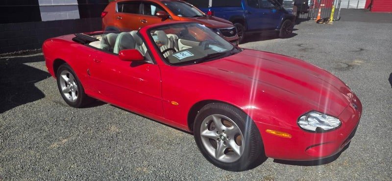 2000 Jaguar XK8 Cabriolet