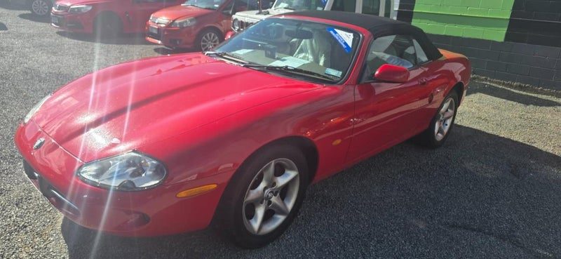 2000 Jaguar XK8 Cabriolet, photo 3