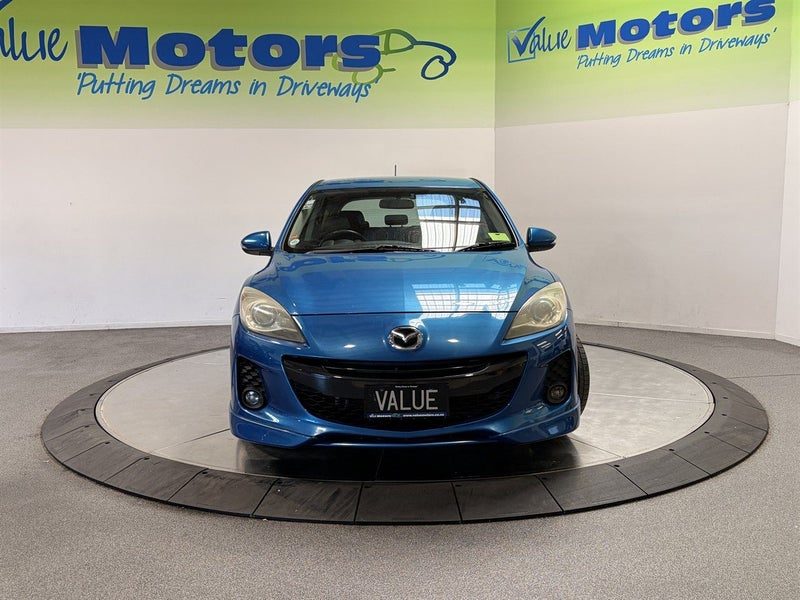 2012 Mazda Axela, photo 2