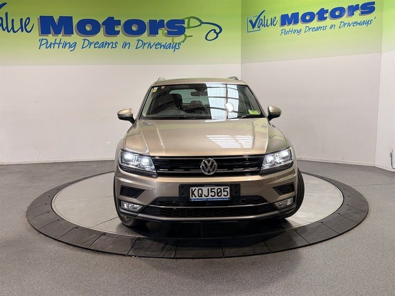 2017 Volkswagen Tiguan TSi HIGHLINE by 1 OWNER, photo 2